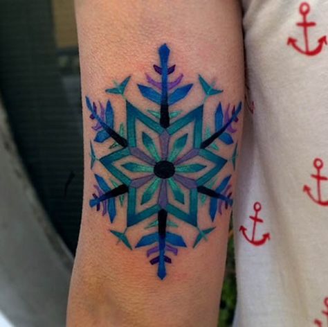 Hawaiian Tattoo Meanings, Snowflake Tattoos, Ice Tattoo, Snowflake Tattoo, Snow Flake Tattoo, Travel Tattoos, Christmas Tattoo, Traditional Tattoo Sleeve, Hawaiian Tattoo