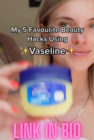 Flawless Makeup Tutorial, Vaseline Uses, Vaseline Beauty Tips, Good Skin Tips, Beauty Routine Tips, Homemade Beauty Tips, Beauty Remedies, Flaky Skin, Unwanted Hair Removal