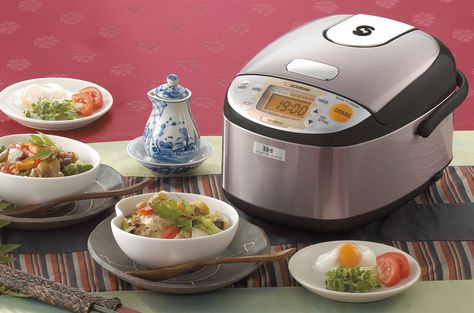 The 3-cup capacity Induction Heating (IH) System Rice Cooker & Warmer is ideal for singles and smaller families. It cooks as little as 1/2-cup of rice and takes up minimal space. Superior IH technology efficiently prepares flawless rice every time. Zojirushi Rice Cooker, Best Rice Cooker, Perfect Rice, Rice Cookers, Induction Heating, Cup Of Rice, Japanese Rice, Cooking Pan, Quick Cooking