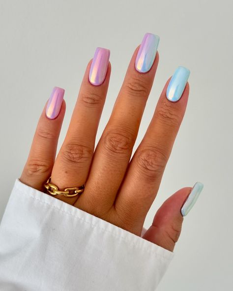 Mermaid vibes 🧜‍♀️🦋🦄 Using @the_gelbottle_inc Daisys Diner collection 🍟🍔 Sundae, Milkshake and Iridescent Chrome @lucypastorellitools_… | Instagram Pink And Blue Chrome Nails, Coloured Chrome Nails, Chrome Beach Nails, Irredecent Nail Designs, Mermaid Chrome Nails, Pastel Chrome Nails, Boo Nails, Pink And Blue Nails, Chrome Summer Nails