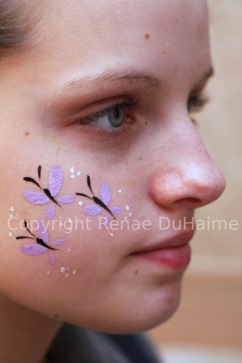 Easy Face Painting Ideas, Kids Face Painting Easy, Easter Face Paint, Easy Face Painting, Easy Face Painting Designs, Festival Face Paint, Painting Ideas For Kids, Face Painting Ideas, Butterfly Face Paint