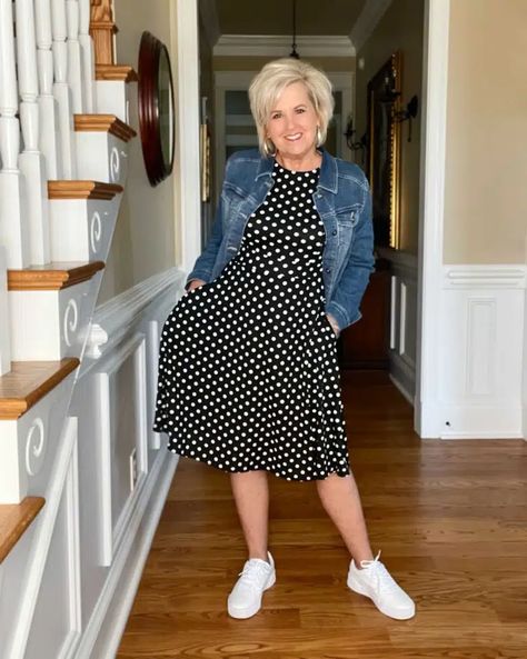 Dresses With Tennis Shoes, How To Make Jeans, Vintage Sunnies, Spring Fashions, 50 Is Not Old, Amazon Influencer, Style Challenge, Linen Tunic, Find Your Style