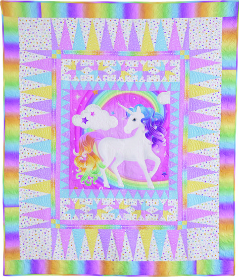 Hattie the Magical Unicorn: Magic in Machine Quilting Unicorn Panel Quilt Ideas, Unicorn Panel Quilts, Unicorn Quilts Ideas, Unicorn Quilt Pattern, Unicorn Quilts, Quilt Backpack, Unicorn Ideas, Unicorn Applique, Princess Quilt