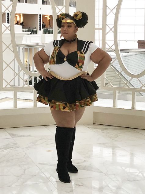 Two Puffs, Cosplay Plus Size, Glittery Makeup, Natural Hair Movement, Wood Moon, Chubby Guy, Plus Size Cosplay, Sailor Moon Cosplay, Chubby Fashion