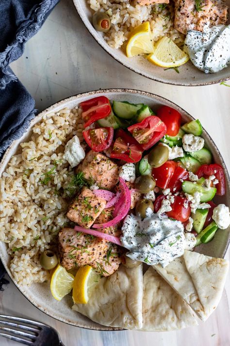 Mediterranean Bowl Aesthetic, Luna Grill Santorini Bowl Recipe, Salmon Greek Bowl, Mediterranean Salmon Salad, Meditterean Bowl, Greek Salmon Bowl, Mediterranean Salmon Bowl, Mediterranean Diet Aesthetic, Mediterranean Diet Lunch