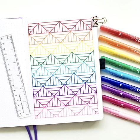 Geometric Doodles, Graph Art, Geometric Patterns Drawing, Creative Drawings, Graph Paper Designs, Zentangle Doodle, Notebook Drawing, Creating A Bullet Journal, Graph Paper Drawings