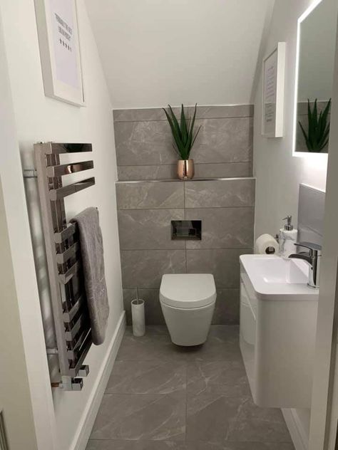 House Renovation Design, Small Downstairs Toilet, Toilet Room Decor, Small Toilet Room, Bathroom Inspiration Modern, Small Bathroom Makeover, Bathroom Design Decor, Dream House Rooms, Bathroom Inspiration Decor