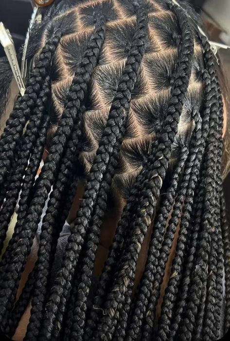 50 Inch Braids, Large Medium Knotless Braids, Smedium Knotless Long, Smeduiem Knotless, Short Haircuts Black Hair, Wig Tutorials, Hair Braid Patterns, Cute Box Braids, Box Braids Hairstyles For Black Women