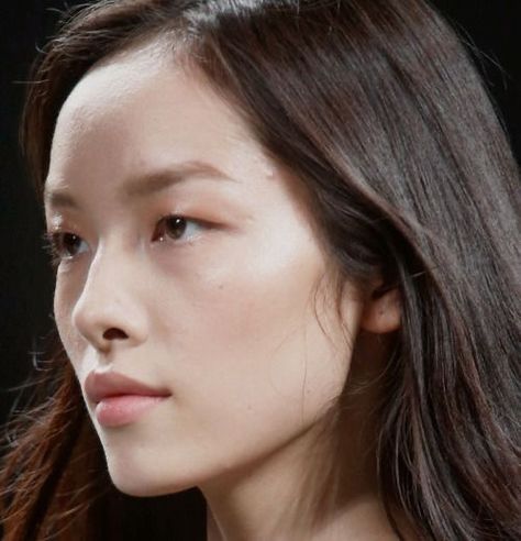 Slanted Eyes, Sun Makeup, Fei Fei Sun, Model Portraits, Face References, Female Inspiration, Beauty Hair Makeup, Female Face, Asian Eyes