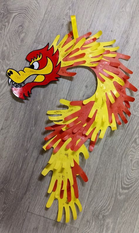 Chinese Theme Parties, Dragon Project, Chinese New Year Crafts For Kids, Chinese New Year Activities, Dragon Chino, China Crafts, Chinese Crafts, Chinese New Year Crafts, Homeschool Crafts