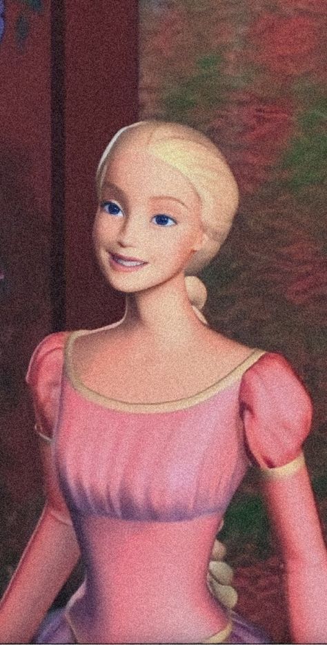 Barbie Rapunzel, Barbie Fairy, Princess Charm School, Tv Musical, Princess And The Pauper, Princess Movies, Barbie Cartoon, My Fantasy World, Fairy Friends