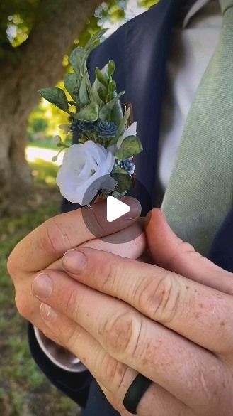 Brenda & Jesse on Instagram: "Honestly a brilliant idea. 💐 Magnets can be bought on Amazon and just glue a magnetic surface to the back of your boutonniere. #wedding #engaged #weddingideas #weddingtips #weddingdiy" Magnet Boutonniere, Save The Date Magnets Diy Cricut, Save The Date Diy Magnet, Save The Date Quinceanera Ideas Magnets, Small Save The Date Magnets, Cute Wedding Ideas, Wedding Tips, Boutonniere, Diy Wedding