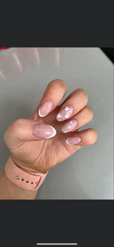 Pink Disney Nails Almond, Biab Nails Disney, Bridal Disney Nails, Disney Flower Nails, Spring Nails Disney, Disney Pink Nails, Mickey French Nails, Disney Universal Nails, Disney Epcot Nails