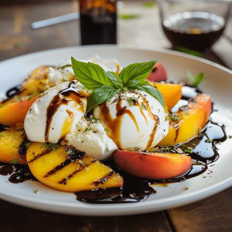 Peaches And Burrata Recipe, Burrata With Peaches, Peach And Cheese Appetizer, Peach Burrata Appetizer, Burrata And Peaches, Burrata Appetizer Simple, Burrata Ideas, Burrata Recipe Appetizers, Meze Ideas