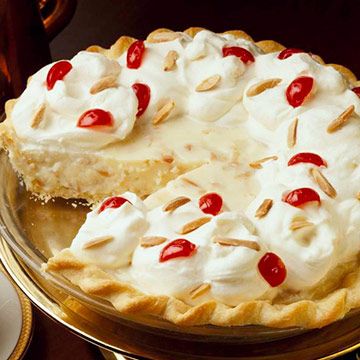 Fancy Almond Cream Pie Pumpkin Eggnog, Pies Dessert, Christmas Pies, Recipes Pastry, Holiday Pies Recipes, Yummy Pies, Almond Pie, Holiday Pie, Apple Pumpkin