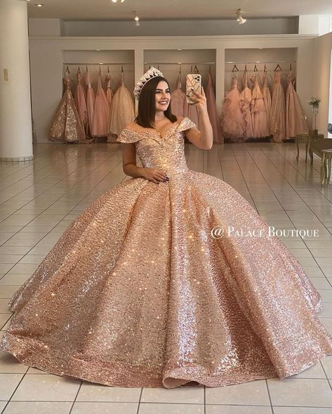 Big Rose Gold Dress, Rose Gold Sweet 16 Dress, Quince Surprise Dance Outfits, Gold Sweet 16 Dresses, Rose Gold Ball Gown, Rose Gold Quinceanera Dresses, Quinceanera Dresses Blush, Rose Gold Quince, Xv Dresses