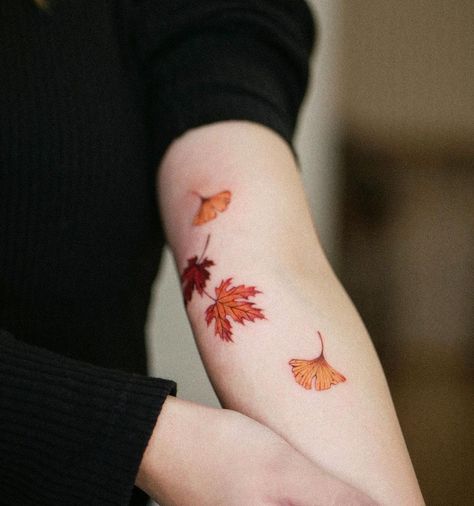 Maple Leaf Tattoo Men, Fall Tattoo Sleeve Autumn Leaves, Fall Season Tattoo, Red Leaves Tattoo, Fall Leave Tattoos, Autumn Tree Tattoo, Autumnal Tattoo, Fall Tattoo Sleeve, Japanese Maple Leaf Tattoo