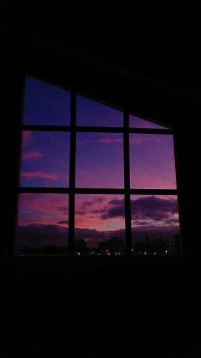 Photo Discovered by Senasu. Find images and videos about wallpaper purple and window on We Heart It - the app to get lost in what you love. ift.tt/2GECl5P Wallpaper Estetika, Shotting Photo, Sunset Wallpaper, Pretty Sky, Tumblr Wallpaper, Sky And Clouds, Purple Wallpaper, Purple Aesthetic, Sky Aesthetic