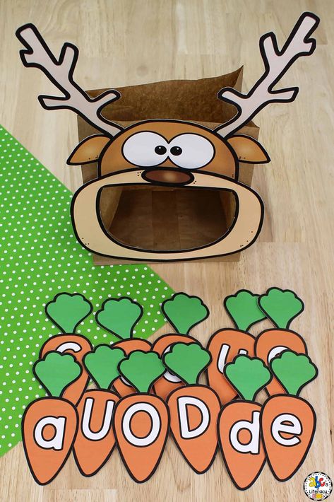 Reindeer Literacy Preschool, Reindeer Preschool, Intervention Teacher, Infant Learning, Xmas Letter, Prek Ideas, Preschool Christmas Activities, Gingerbread Theme, Bug Party