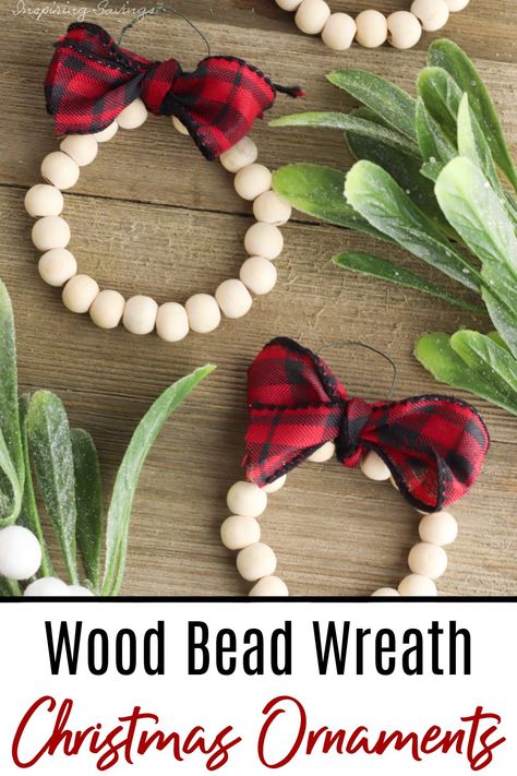 Diy Wood Bead Wreath, Wood Bead Christmas Ornaments, Ornament Homemade, Bead Christmas Ornaments, Wood Bead Christmas, Wood Bead Wreath, Bead Wreath, Wood Beads Diy, Rustic Christmas Ornaments