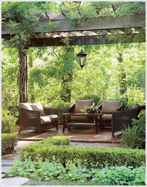 Pergolas - Visit Amazon.com to get the best designs. Moderne Have, Mismatched Chairs, Outdoor Seating Area, Garden Wallpaper, Backyard Pergola, Have Inspiration, Pergola Patio, French Garden, Pergola Designs