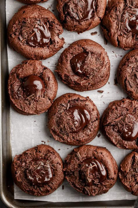 Sturbridge Bakery, Crumble Cookie Recipe, Chocolate Thumbprint Cookies, Crumble Cookie, Ganache Filling, Chocolate Ganache Filling, Dark Chocolate Ganache, Cinnamon Oatmeal, Food Pic