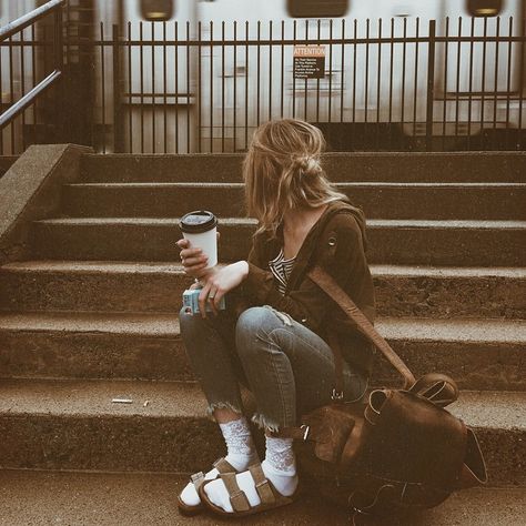 Stop this train, i wanna get off and go home again... Birkenstock With Socks Outfit, Birkenstocks With Socks Outfit, Socks And Sandals Outfit, Socks And Birks, Birks And Socks, Birkenstocks Outfits, Birks Outfit, Birkenstock Boston Outfit, Christie Tyler