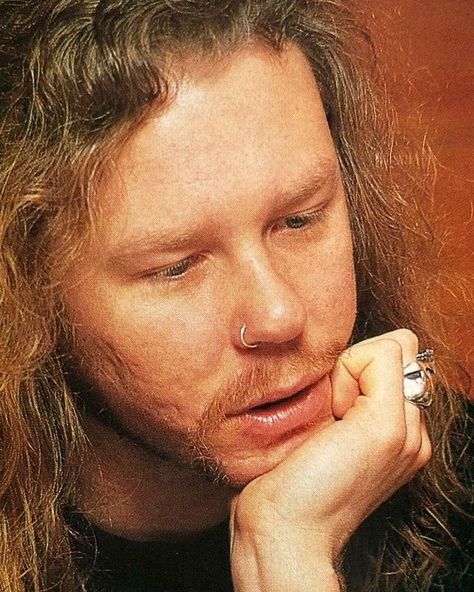 534 Likes, 4 Comments - metallica⚡ (@james.htfld) on Instagram: “🖤🖤🖤🖤🖤 . . . . . Tags (just ignore them): #jameshetfield #cliffburton #kirkhammett #larsulrich…” Kirk Hammet Piercing, James Hetfield Nose Ring, Jaymz Hetfield, James Metallica, Kirk Hammet, Metallica Art, Jason Newsted, Robert Trujillo, Rockstar Gf