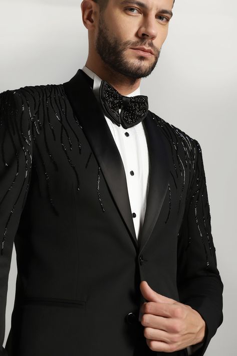 Black Poly Wool Embroidered Tuxedo Set Design by Bhavya Bhasin at Pernia's Pop Up Shop 2024 Sute Designs Men, Tuxedo Indian Wedding, Men Tuxedo Black, Embroidery Suits Design Men, Matric Dance Suits, Tuxedo For Men Wedding, Fancy Kurta For Men, All Black Tuxedo, Embroidered Tuxedo