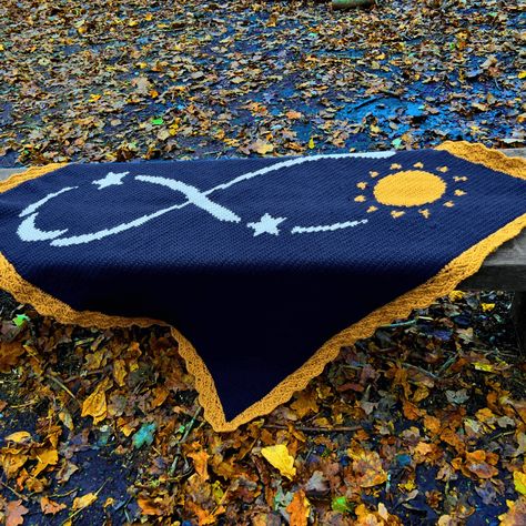 This sweet baby blanket includes images of the moon, stars and the sun for a perfect night sky themed blanket. Baby Afghan Patterns, Star Baby Blanket, Infinity Sign, Baby Afghan, Twinkling Stars, Perfect Night, Twinkle Star, Baby Afghans, Infant Loss