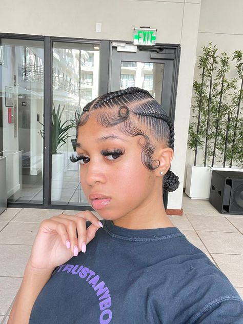 Quick Feed In Braid Styles, Finger Waves Hairstyle, Viral Haircut, Bob Pixie Haircut, Short Bob Pixie, Waves Hairstyle, Waves Haircut, Bob Pixie, Feed In Braids Hairstyles