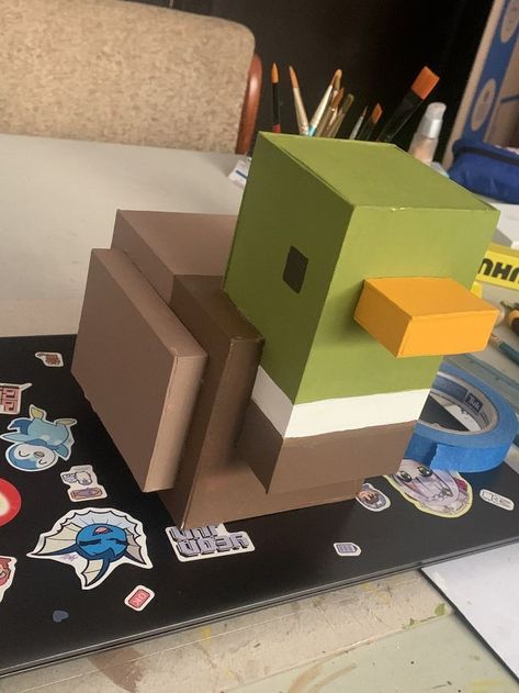 Aesthetic Cardboard Crafts, Minecraft Diy Crafts, Cardboard Ideas, Crying Child, Aesthetic Minecraft, Minecraft Banner, Posters Ideas, Minecraft Theme, Diy Minecraft