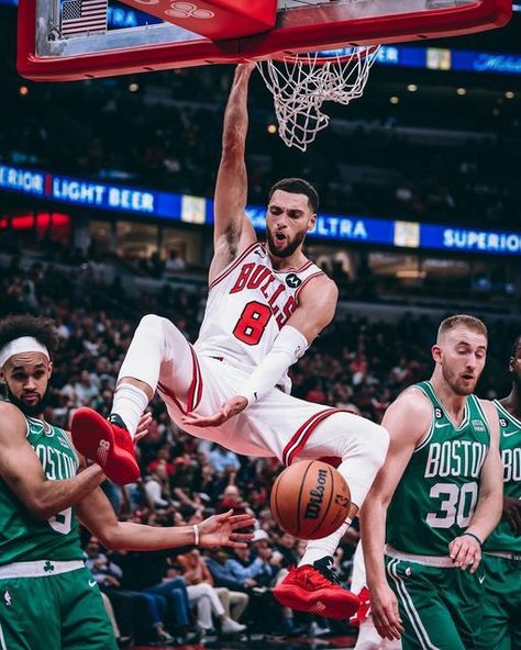 Zack Lavine, Basketball Dunk, Zach Lavine, Light Beer, Canon Photography, Sports Photography, Nba Players, Chicago Bulls, Nba