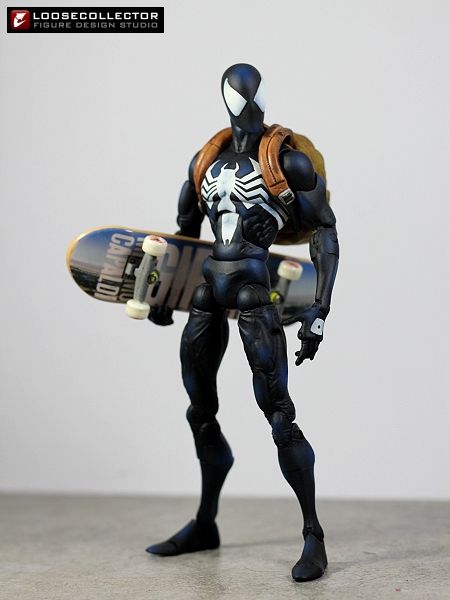 Loosecollector Custom Figures Archive: Spider-Man (Black Costume) Bo Jackson Sneakers, Dr Mundo, Spider Man Black, Spiderman Action Figure, Iron Man Action Figures, Spiderman Drawing, Art Toys Design, Marvel Figure, Dragon Ball Painting