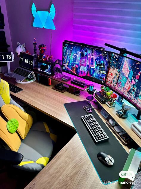 Room Gaming, Gaming Rooms, Setup Gamer, Gaming Setups, Prom Dress Inspiration, Pc Setup, Gaming Room, Gaming Gear, Dress Inspiration