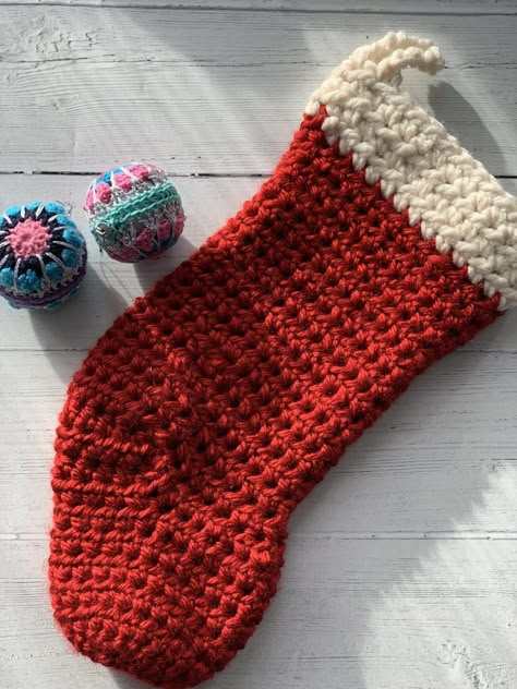 Quick Crochet Christmas Stocking - Easy Pattern - off the hook for you Crochet Christmas Stocking Bulky Yarn, Chunky Christmas Stocking, Quick Crochet Christmas, Christmas Stockings Crochet, Chunky Yarn Christmas, Crochet Stocking Pattern Free, Super Bulky Yarn Patterns, Stockings Crochet, Christmas Stocking Crochet Pattern