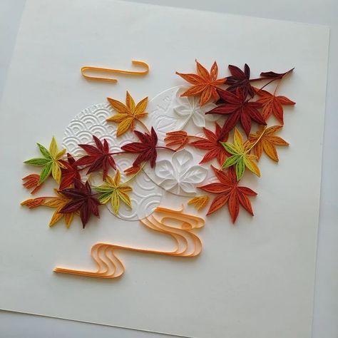 Autumn Quilling, Fall Quilling, Quilling Arts, Paper Quilting, Quilled Cards, Paper Quilling For Beginners, Art Quilling, Quilling Earrings, Paper Plants