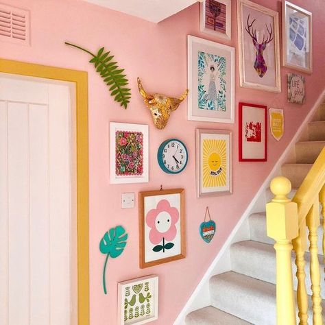 Pastel Eclectic, Colorful Maximalist Decor, Pastel Interior Design, Pastel Wall Decor, Funky Living Rooms, Pastel Interior, Pastel Home Decor, Deco Studio, Deco Nature