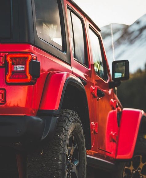 Orange Jeep Wrangler, Thar Jeep, Red Jeep Wrangler, Jeep Pictures, Orange Jeep, Jeep Art, Jeep Wallpaper, Red Jeep, Cars Jeep