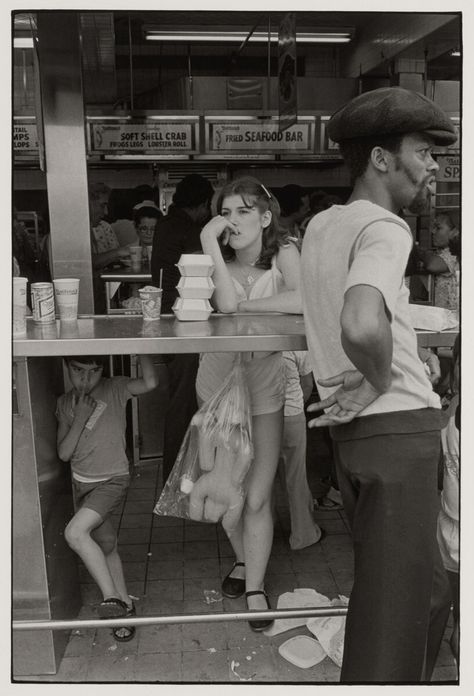 William Gedney, Coney Island Baby, Narrative Photography, Lost In Thought, Gelatin Silver Print, Street Photographers, Coney Island, Retro Aesthetic, Black And White Photographs