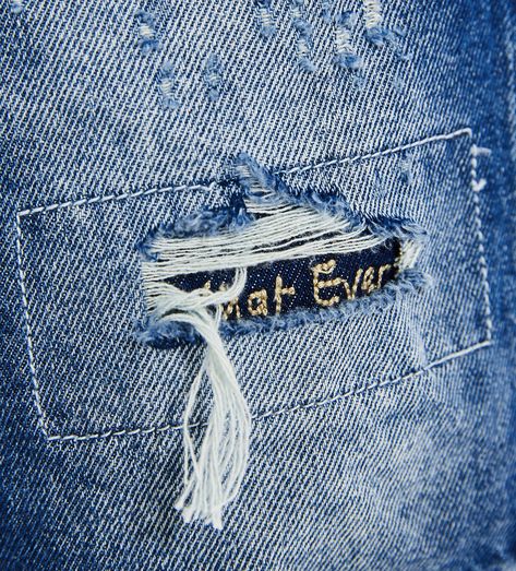 Denim Repair, Mending Clothes, Make Do And Mend, Denim Inspiration, Sashiko Embroidery, Custom Jeans, Denim Ideas, Patchwork Jeans, 자수 디자인