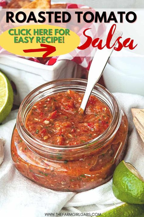 Roasted Tomato Salsa Recipe, Roasted Salsa Recipe, Fresh Healthy Recipes, Tomatillo Salsa Recipe, Tomato Salsa Recipe, Roasted Tomato Salsa, Easy Salsa Recipe, Homemade Tortilla, Roasted Tomatillo