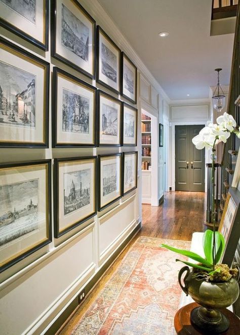 25 Best Hallway Walls – Make Your Hallways As Beautiful As The Rest Of Your Home Hallway Walls, Nordic Winter, Long Hallway, Hallway Wall, Foyer Decorating, Framed Pictures, Entry Hallway, Hallway Ideas Colour, Narrow Hallway