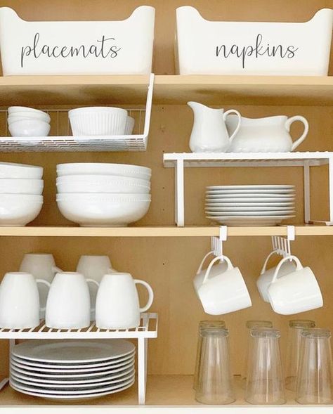 Cabinets Organization Ideas, Kitchen Cabinets Organization Ideas, Kitchen Cabinets Organization, Konmari Organizing, Dish Cabinet, Kitchen Organization Hacks, Kitchen Cabinet Organization Ideas, Dish Organization, Pot Organization