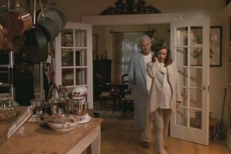 Father Of The Bride House, The Bride Movie, Martin Movie, Grandmother Style, Nancy Meyers Movies, Father Of The Bride Outfit, Best Homes, It's Complicated, Nancy Meyers