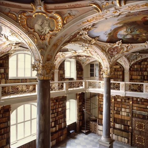 Beautiful Libraries, Painted Ceilings, Dream Library, Beautiful Library, Old Library, Library Aesthetic, South Tyrol, Baroque Architecture, Instagrammable Places