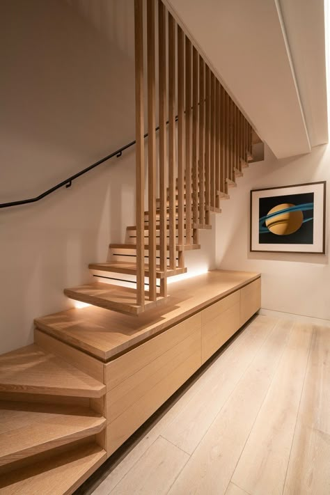 تحت الدرج, Wooden Staircase, Open Trap, Staircase Design Modern, Contemporary Stairs, Traditional Staircase, Stairs Design Interior, New Staircase, Stairway Design