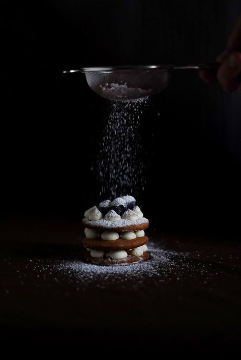 Culinary Arts Schools, Halloween Deserts, Bakery Website, Black Dessert, Food Videography, Dark Food Photography, Space Food, Cooking Photography, Dessert Photography