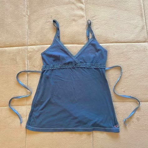 2000s Hollister, Blue Cami, Babydoll Cami, Summer Beach Vacation, Lace Neckline, Lace Babydoll, Dream Clothes, Change Your Life, Y2k 2000s