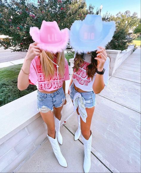 Cowgirl Theme Sorority, Pink Cowboy Bachelorette Party, Big Little Cowgirl Theme, Sorority Cowgirl Theme, Country Big Little Reveal, Cowgirl Big Little Reveal, Big Little Outfits, Cowgirl Sorority Theme, Big Lil Reveal